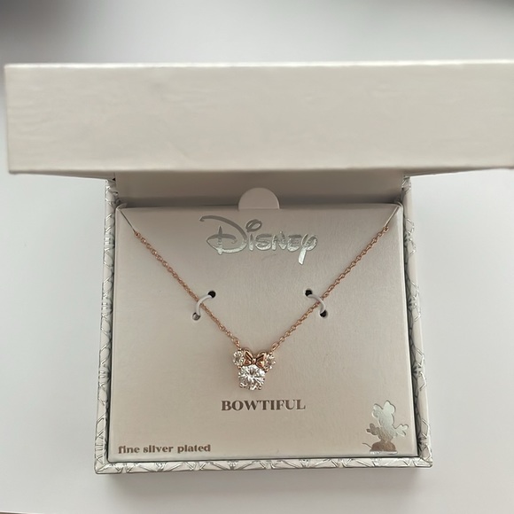 Disney Minnie Mouse Rose gold Charm-Necklace  BNIB - Picture 5 of 7